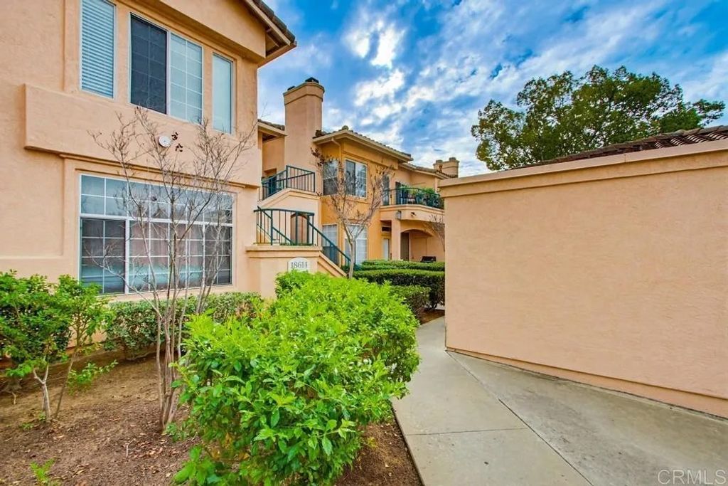 Photo of 18614 Caminito Cantilena #336, San Diego, CA 92128 (MLS # NDP2600751)