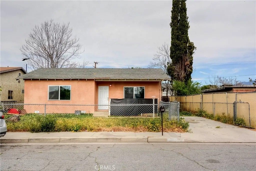 Photo of 185 N Scovell, San Jacinto, CA 92583 (MLS # CV26056103)