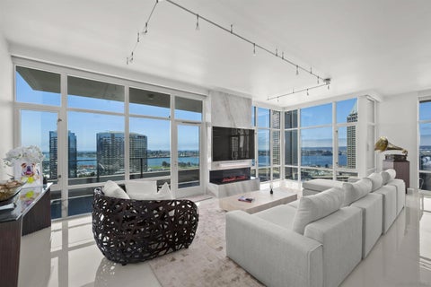 Photo of 550 Front Street #1708, San Diego, CA 92101 (MLS # 260021469)