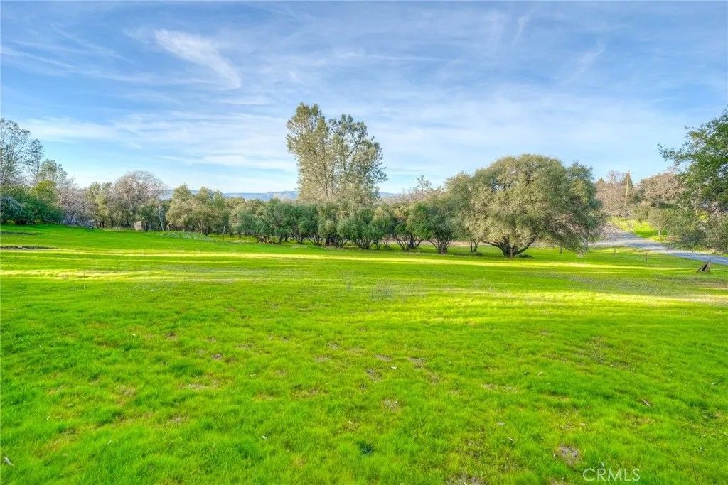 Photo of 134 La Mirada Ave, Oroville, CA 95966 (MLS # OR26026126)