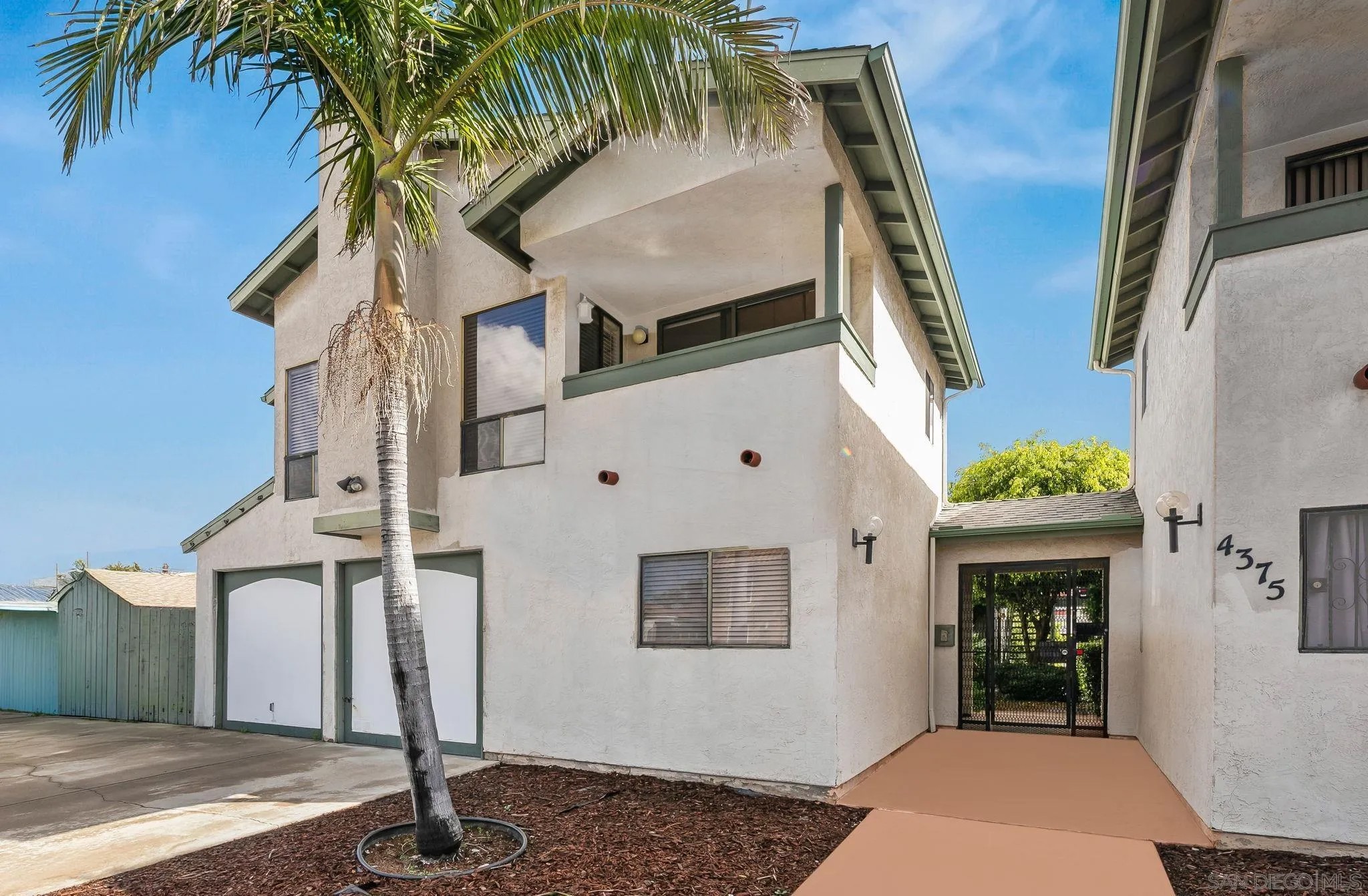 4375 Van Dyke Avenue 1