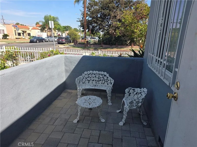 1902 W 65th