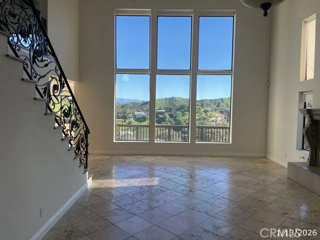 Photo of 4404 San Blas, Woodland Hills, CA 91364 (MLS # SR26017686)