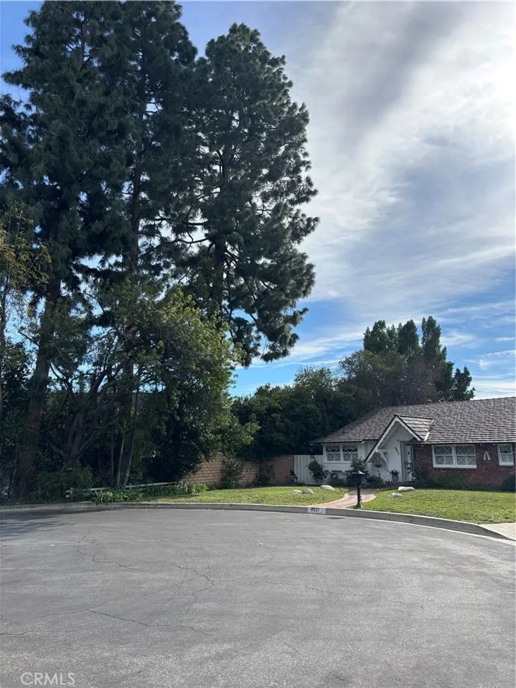 Photo of 9827 Sylvia Avenue, Northridge, CA 91324 (MLS # SR26013915)