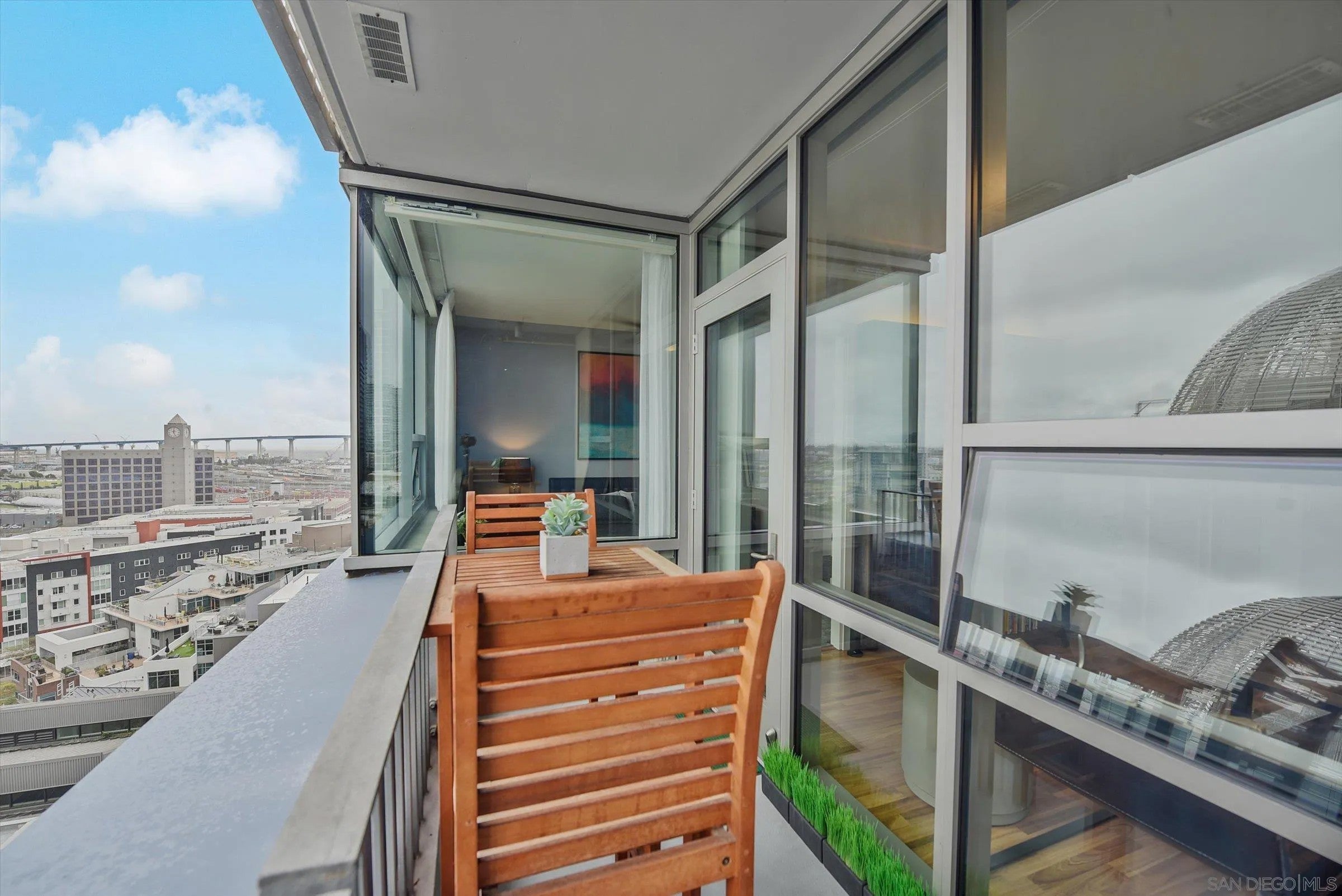 321 10Th Ave 1603