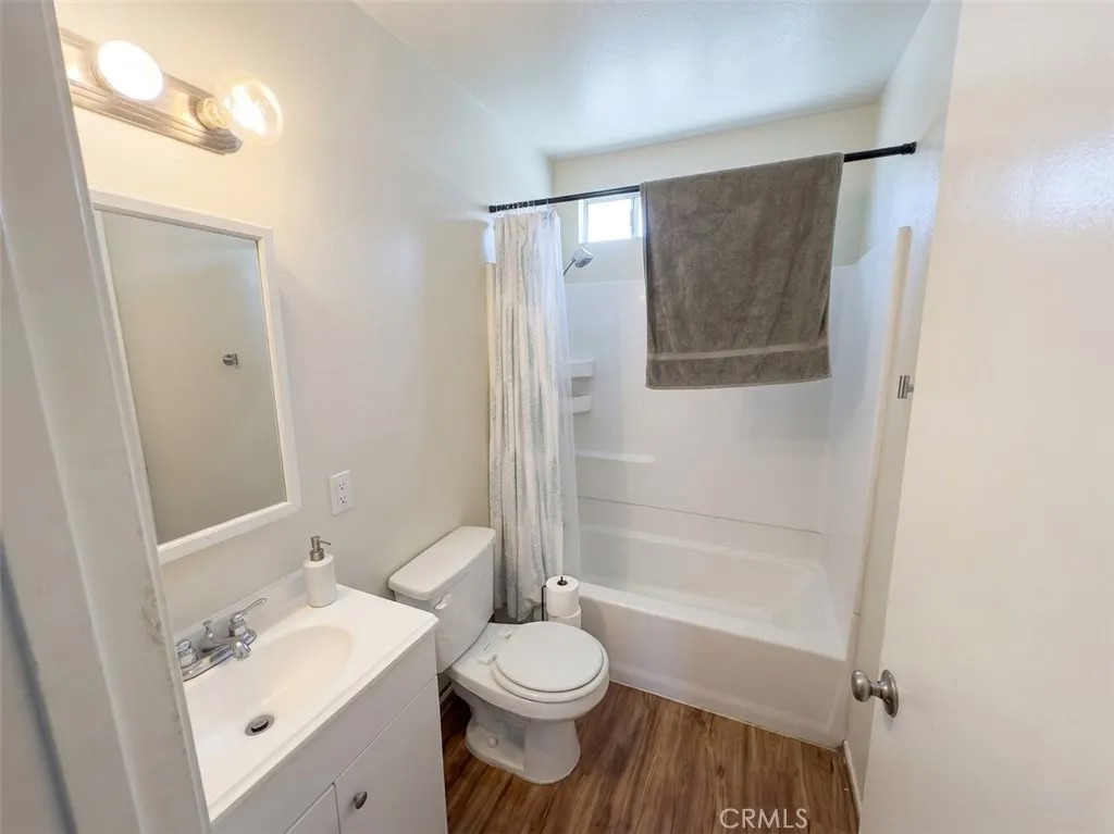 511 Bayport St.