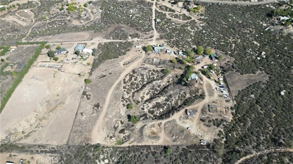 Photo of 31111 Red Mountain, Hemet, CA 92544 (MLS # DW25259500)