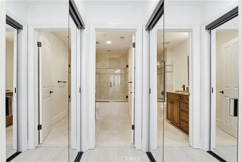 Tiny photo for 260 S Willowcreek Ln, Anaheim, CA 92808 (MLS # TR26059984)