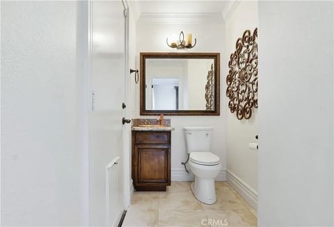 Tiny photo for 260 S Willowcreek Ln, Anaheim, CA 92808 (MLS # TR26059984)