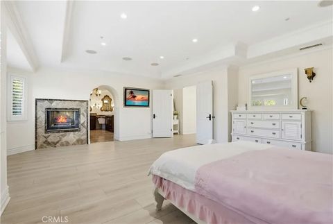 Tiny photo for 260 S Willowcreek Ln, Anaheim, CA 92808 (MLS # TR26059984)