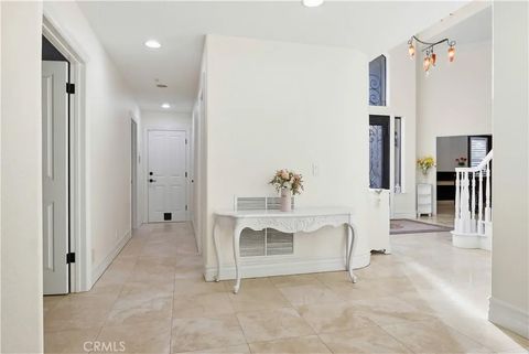 Tiny photo for 260 S Willowcreek Ln, Anaheim, CA 92808 (MLS # TR26059984)
