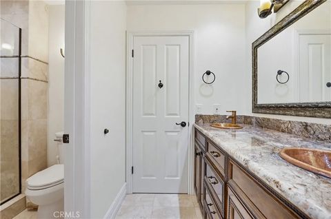 Tiny photo for 260 S Willowcreek Ln, Anaheim, CA 92808 (MLS # TR26059984)