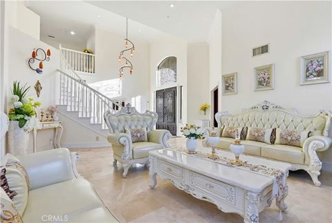 Tiny photo for 260 S Willowcreek Ln, Anaheim, CA 92808 (MLS # TR26059984)