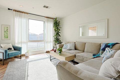 3887 Pell Place 229 San Diego CA 92130