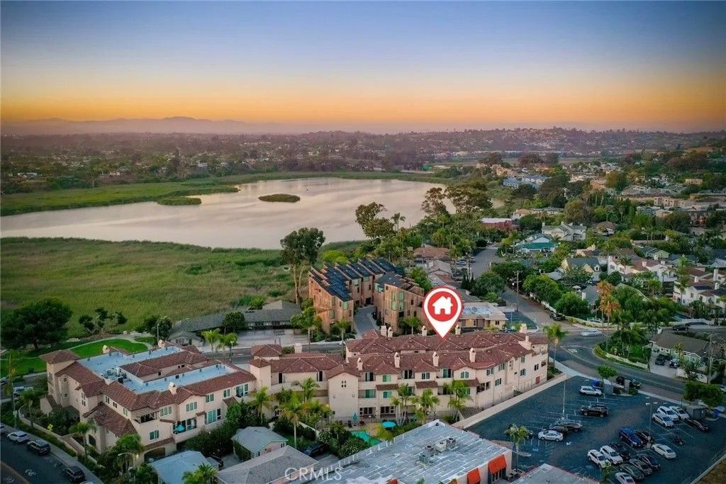 Photo of 543 LAGUNA Drive, Carlsbad, CA 92008 (MLS # OC25280799)