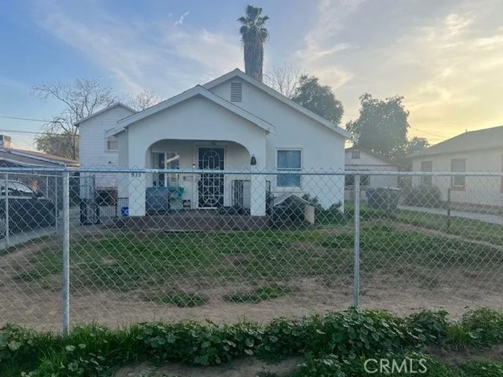 Photo of 513 Washington Avenue, Bakersfield, CA 93308 (MLS # PI25282169)