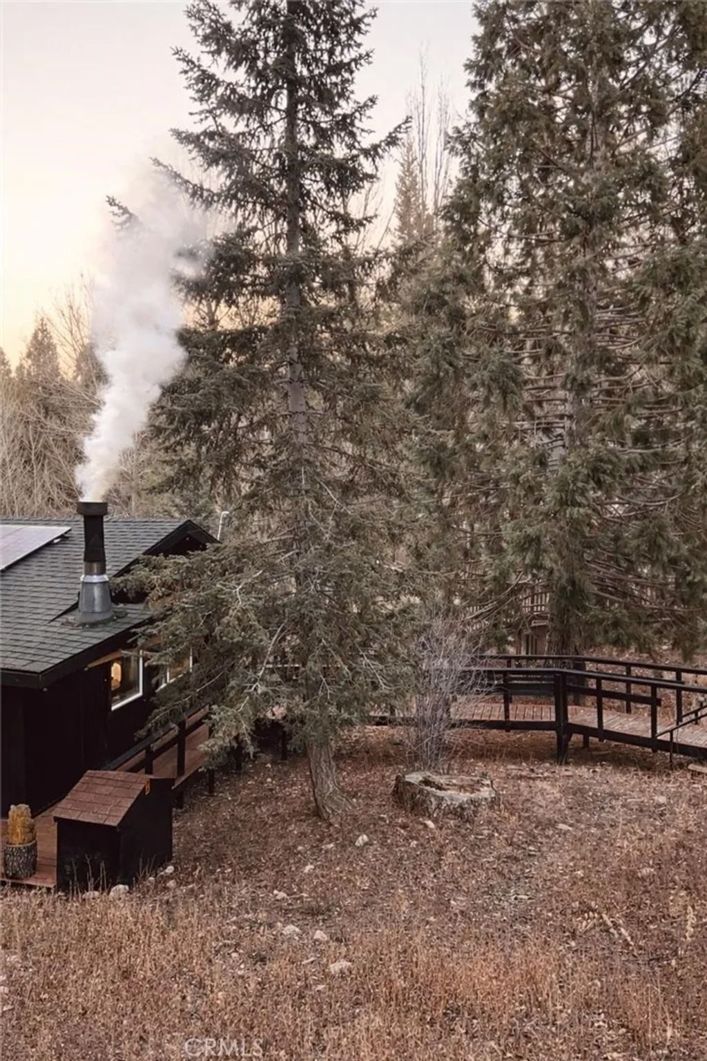 Photo of 43428 Primrose Dr, Big Bear Lake, CA 92315 (MLS # DW25277288)