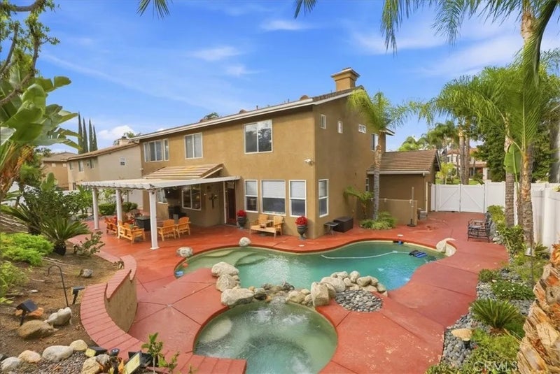 7984 Palm View