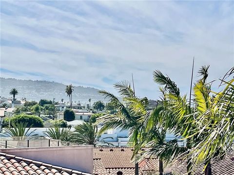 Tiny photo for 227 S Helberta Avenue #B, Redondo Beach, CA 90277 (MLS # PV25266489)