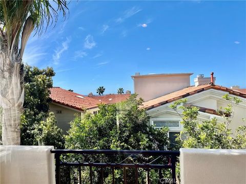 Tiny photo for 227 S Helberta Avenue #B, Redondo Beach, CA 90277 (MLS # PV25266489)