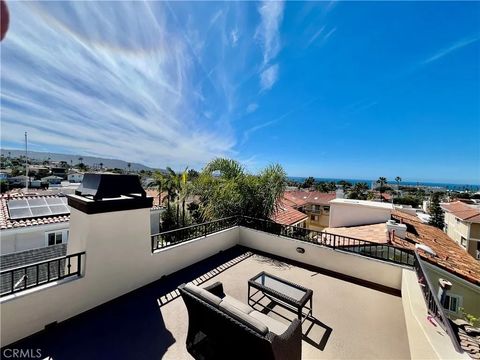 Tiny photo for 227 S Helberta Avenue #B, Redondo Beach, CA 90277 (MLS # PV25266489)