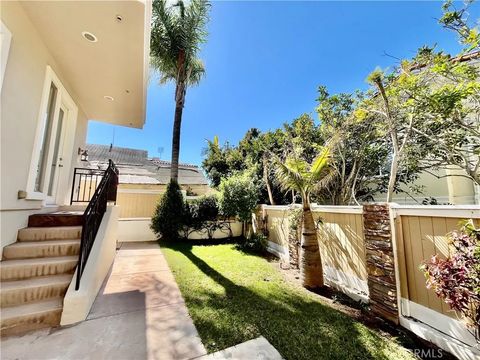 Tiny photo for 227 S Helberta Avenue #B, Redondo Beach, CA 90277 (MLS # PV25266489)