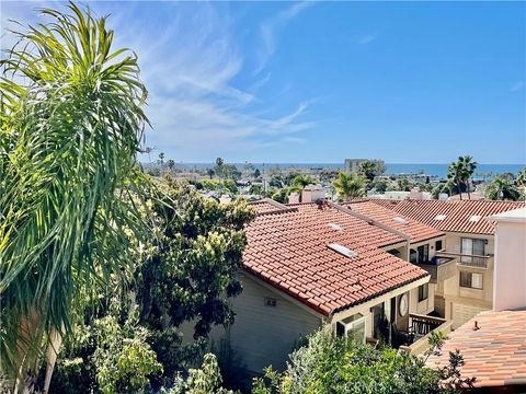 Tiny photo for 227 S Helberta Avenue #B, Redondo Beach, CA 90277 (MLS # PV25266489)