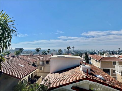 Tiny photo for 227 S Helberta Avenue #B, Redondo Beach, CA 90277 (MLS # PV25266489)