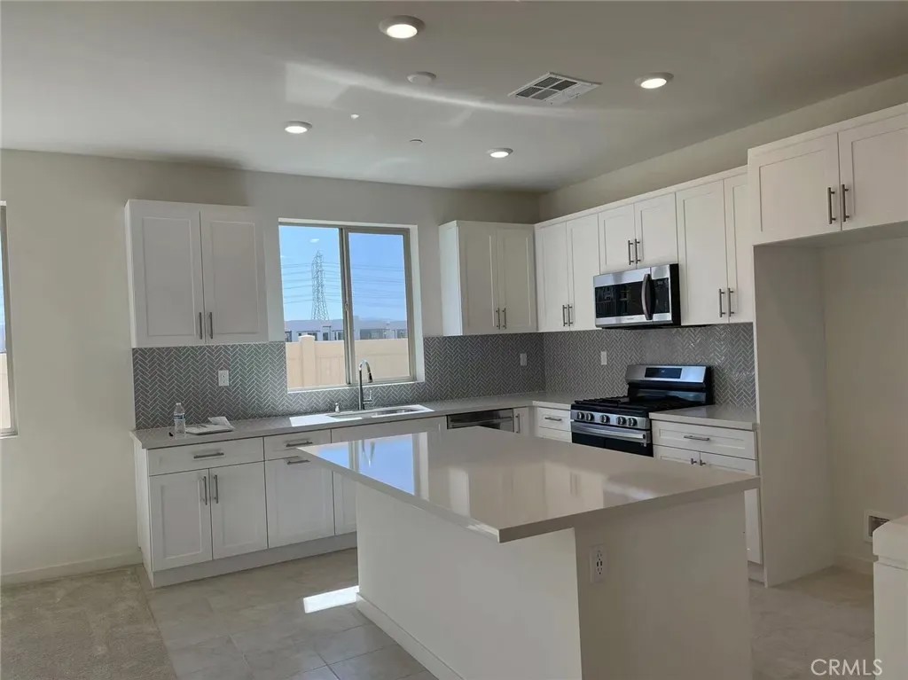 3673 S NEXA PASEO