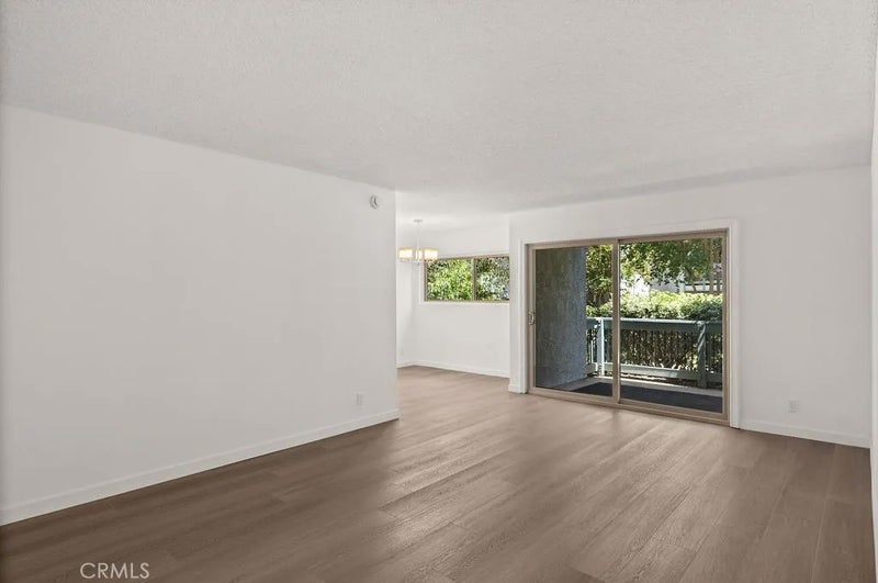 4716 Park Granada 198