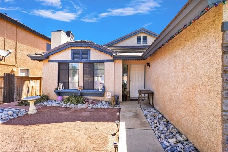 12461 Emeraldstone