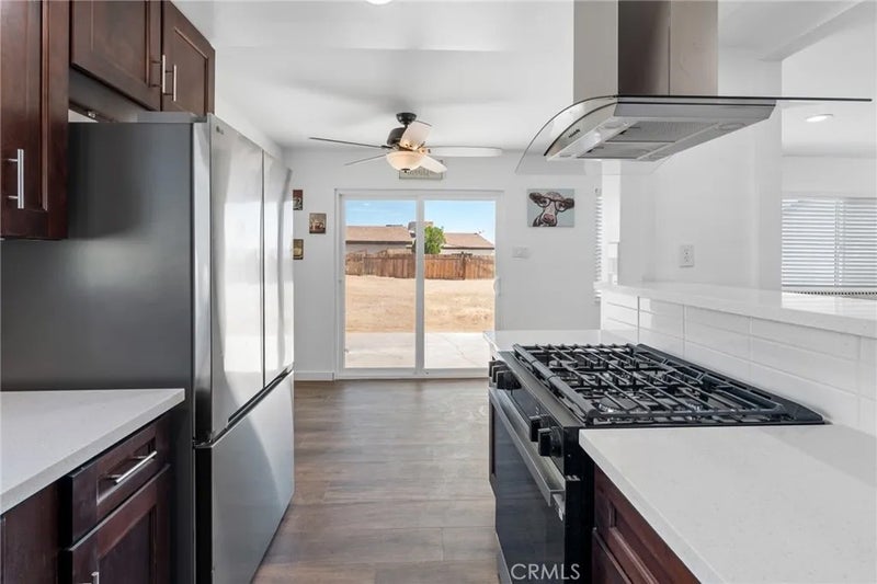 1213 E Virginia Way