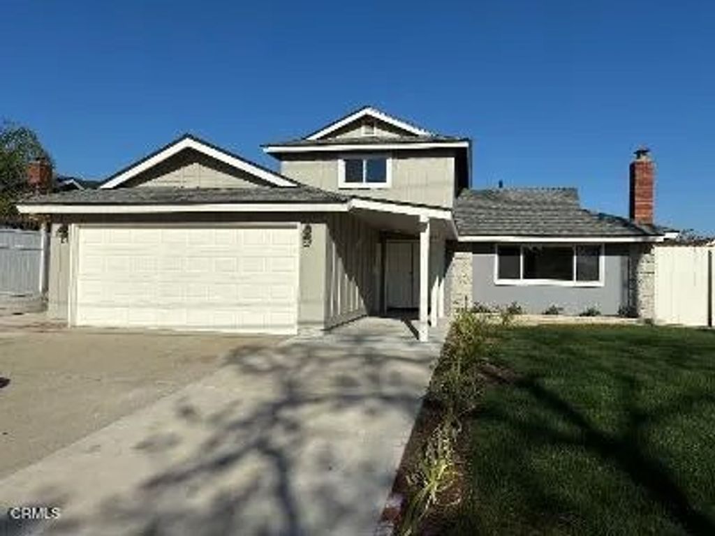 Photo of 444 Mountain View Street, Fillmore, CA 93015 (MLS # V1-35324)
