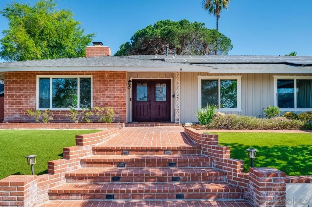 Photo of 7634 Flag Lake, San Diego, CA 92119 (MLS # 260008803)