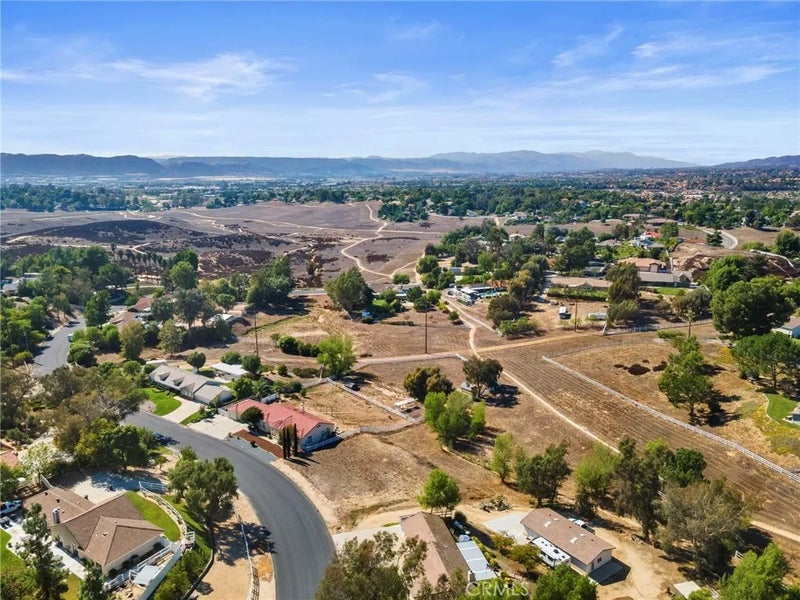 30770 Avenida Buena Suerte