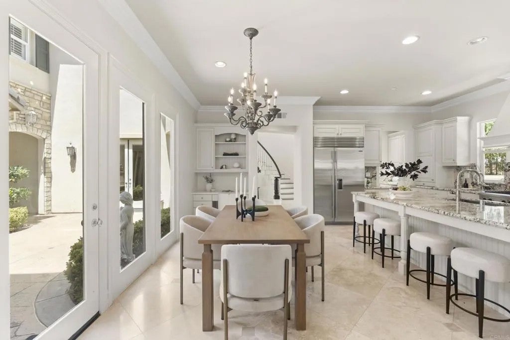 Photo of 647 Lynwood Dr, Encinitas, CA 92024 (MLS # NDP2607919)