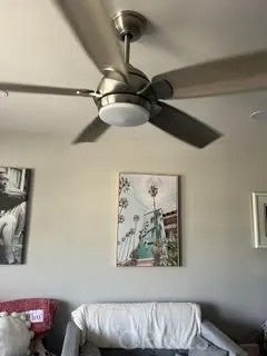64281 Spyglass 32