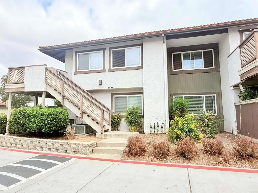 9877 Caspi Gardens Dr 8
