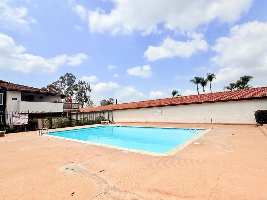 9877 Caspi Gardens Dr 8