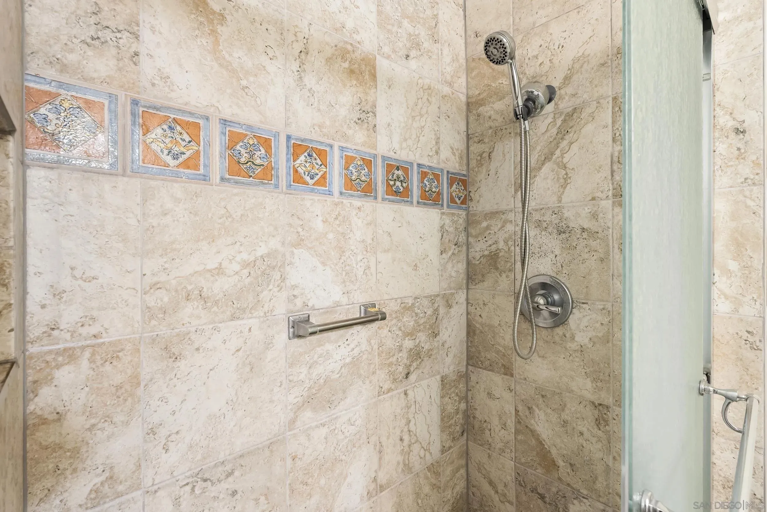 San Diego, California 91945, United States, 4 Bedrooms Bedrooms, ,3 BathroomsBathrooms,Residential,Active,214786