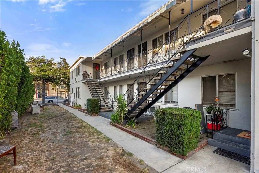 14324 Roscoe