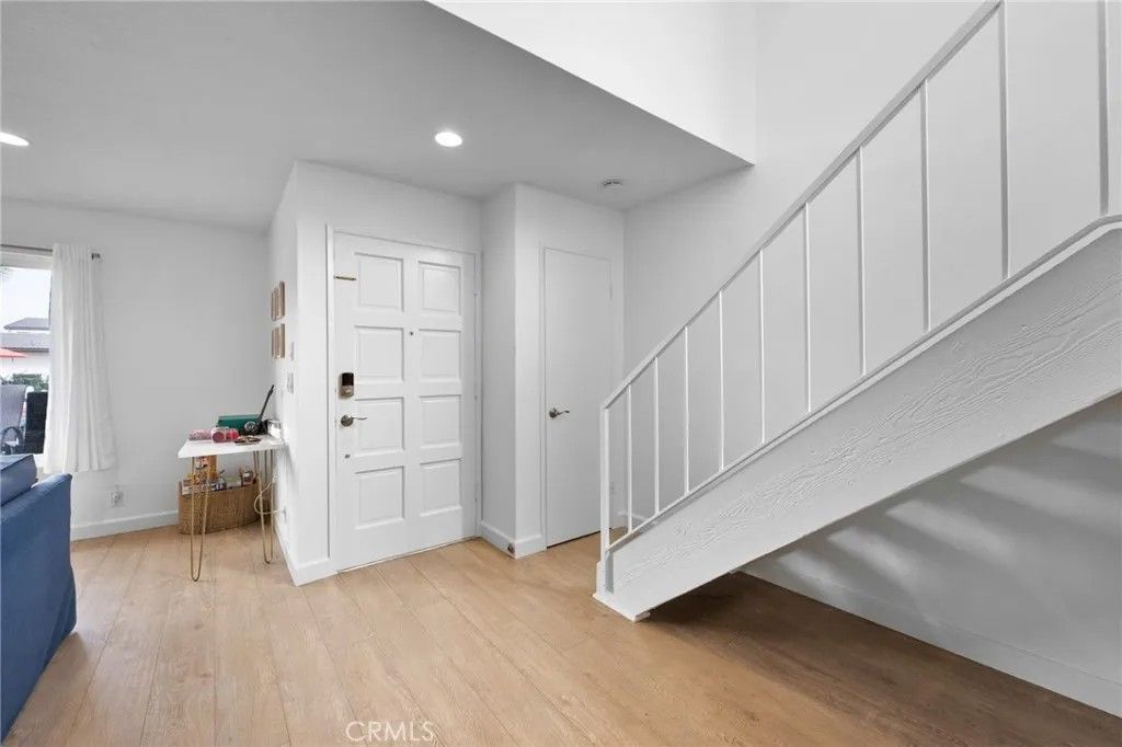 Photo of 602 Marguerite Ave, Corona Del Mar, CA 92625 (MLS # NP26011619)