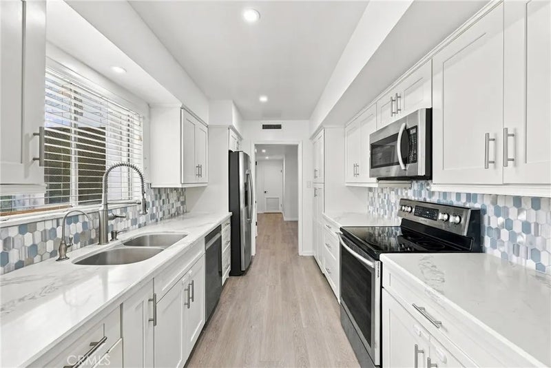 12035 Beverly Boulevard 1F