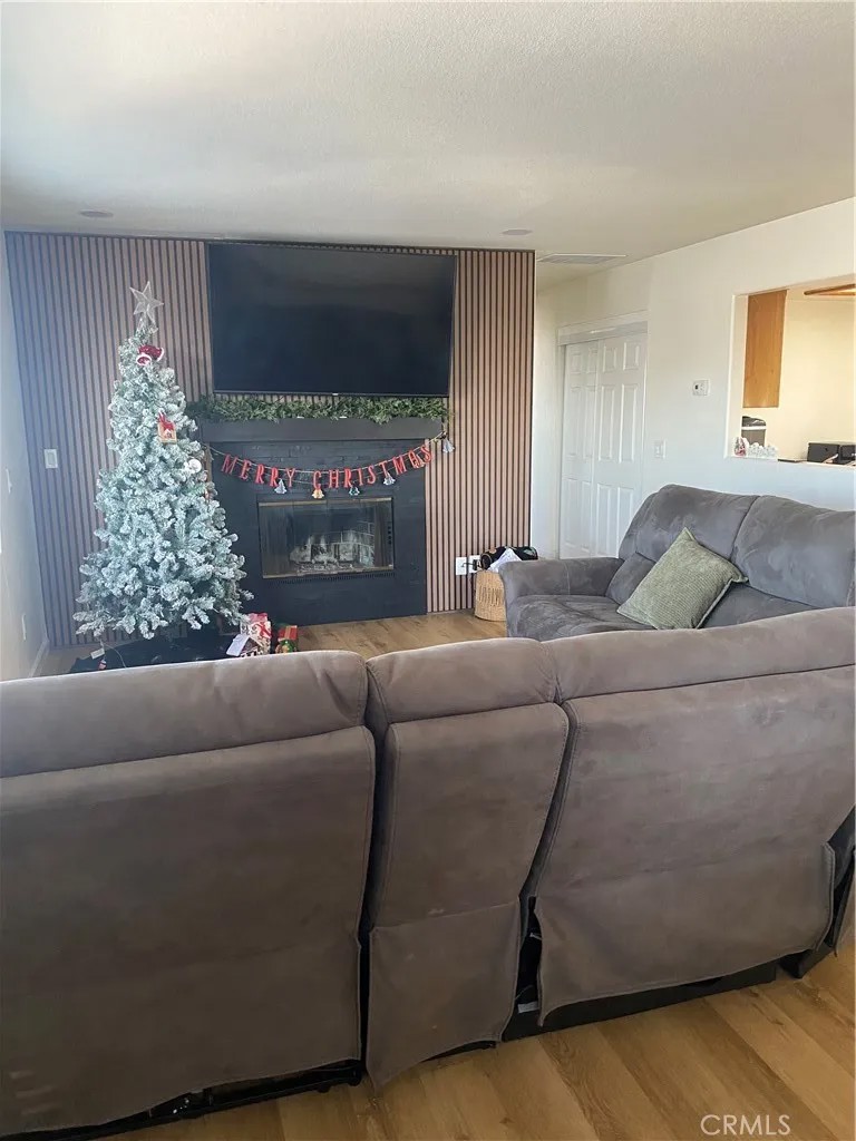 1277 Belridge Street 6A