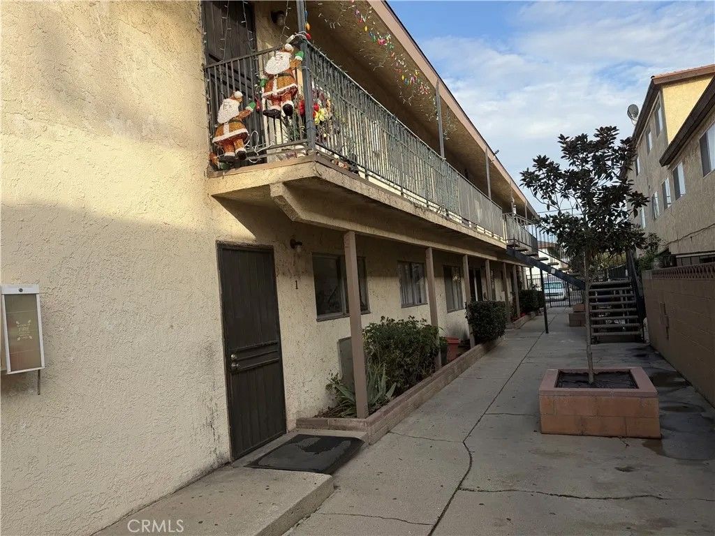 Photo of 1020 Broad, Wilmington, CA 90744 (MLS # SB26002296)