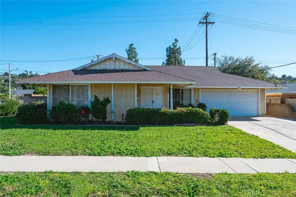 Photo of 2632 Castle Rock Rd, Diamond Bar, CA 91765 (MLS # TR26011472)