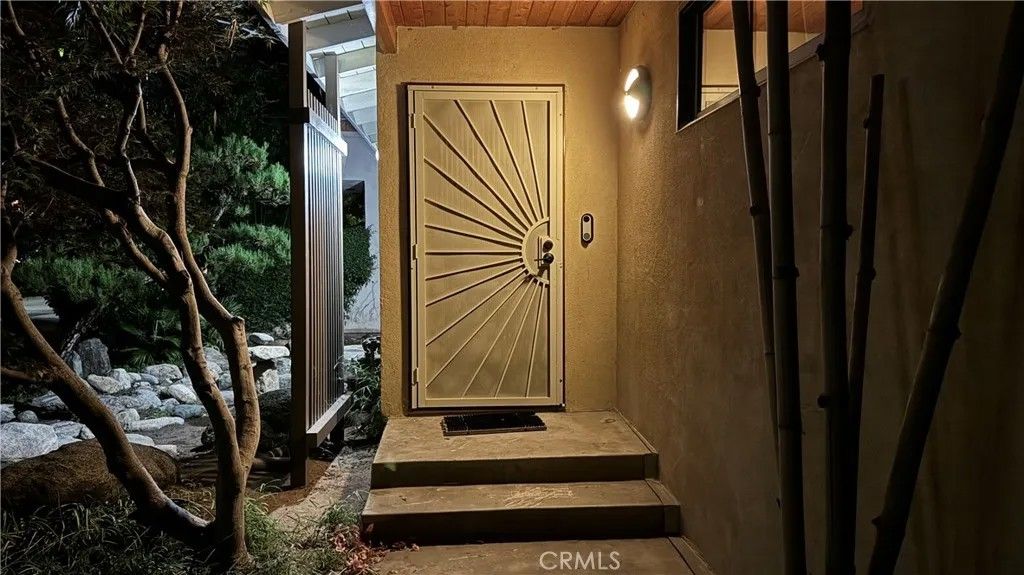 Photo of 2117 Colby Avenue, Los Angeles, CA 90025 (MLS # CV26003172)