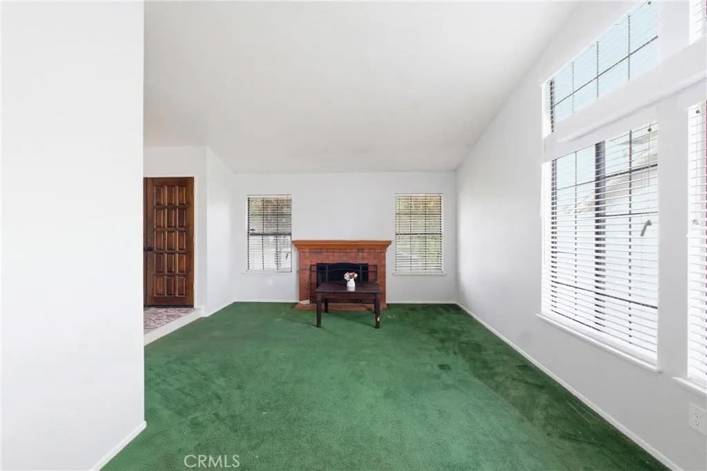23886 Pine Field