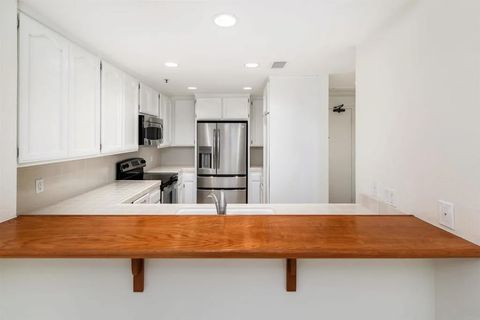 5845 Friars Road 1309 San Diego CA 92110