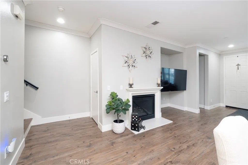 15723 Parkhouse